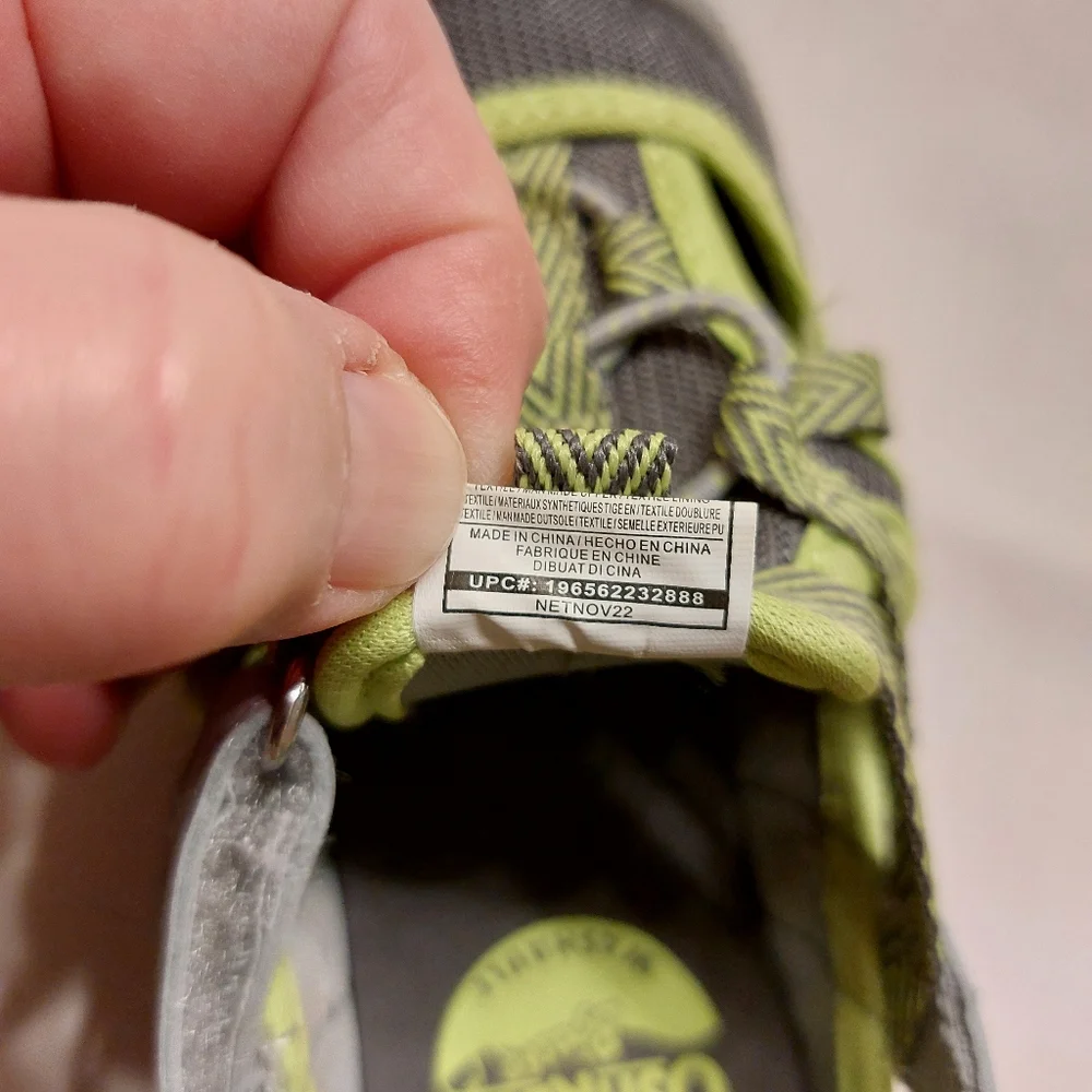 OshKosh Everplay Flexible Outsole Bump Toe Sandal Shoe Neon Green Toddler 7 EUC